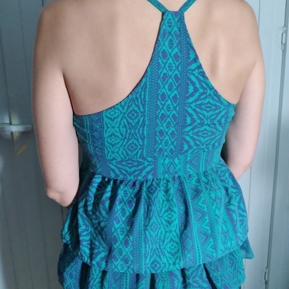 AMERICAN Eagle Racerback Spaghetti Strap Tank Top Green and Blue V-Neck - Picture 3 of 7